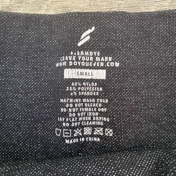 ❌SOLD❌ DOYOUEVEN Impact Seamless Leggings - Picture 4 of 5